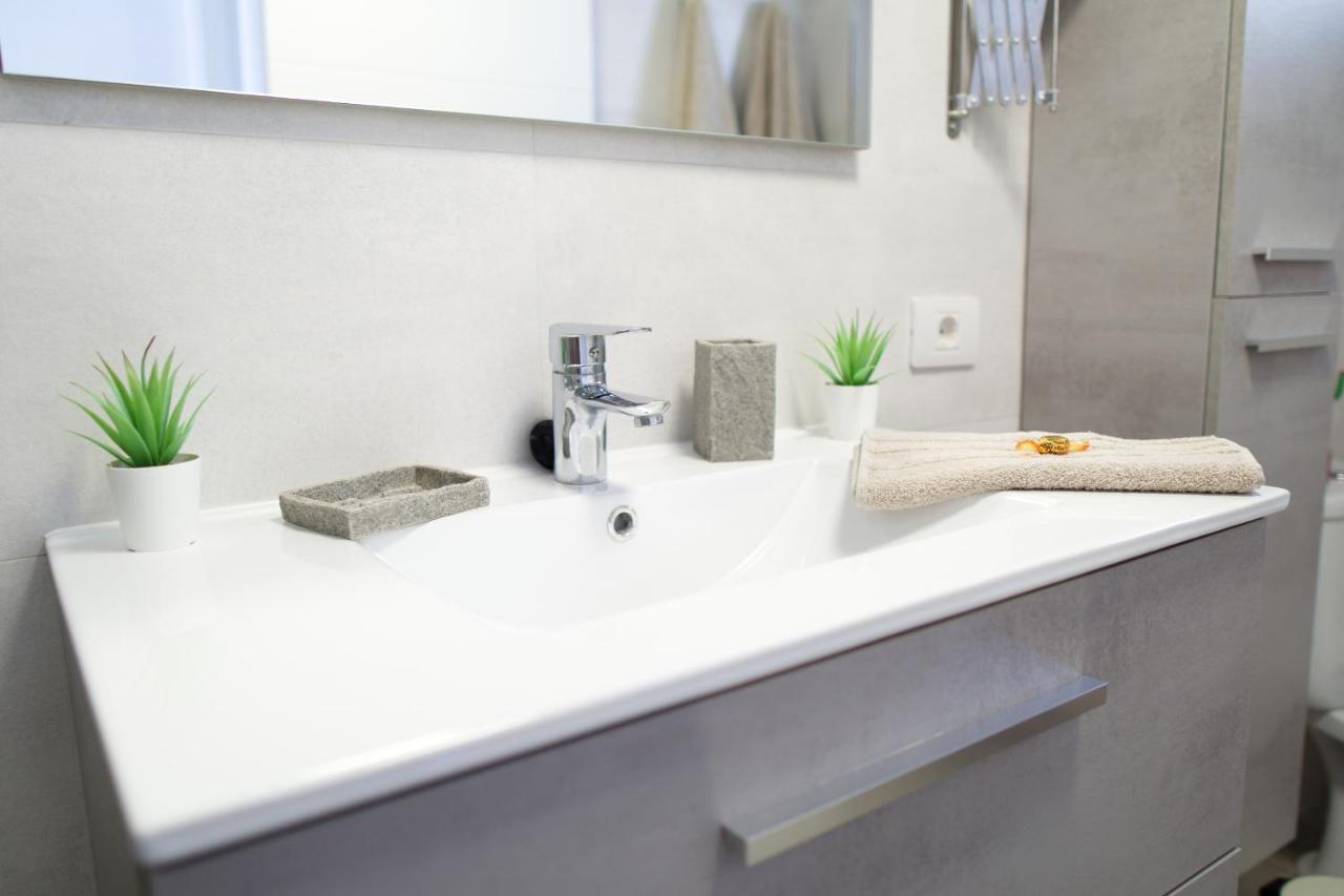 Apartment Portonovo La Paloma Amazing Sea View & Swimming Pool-Good Wifi -Free Ac- Private Parking 푸에르토 델 카르멘 외부 사진